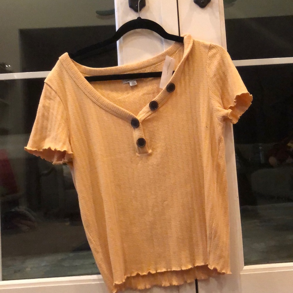 A yellow T-shirt